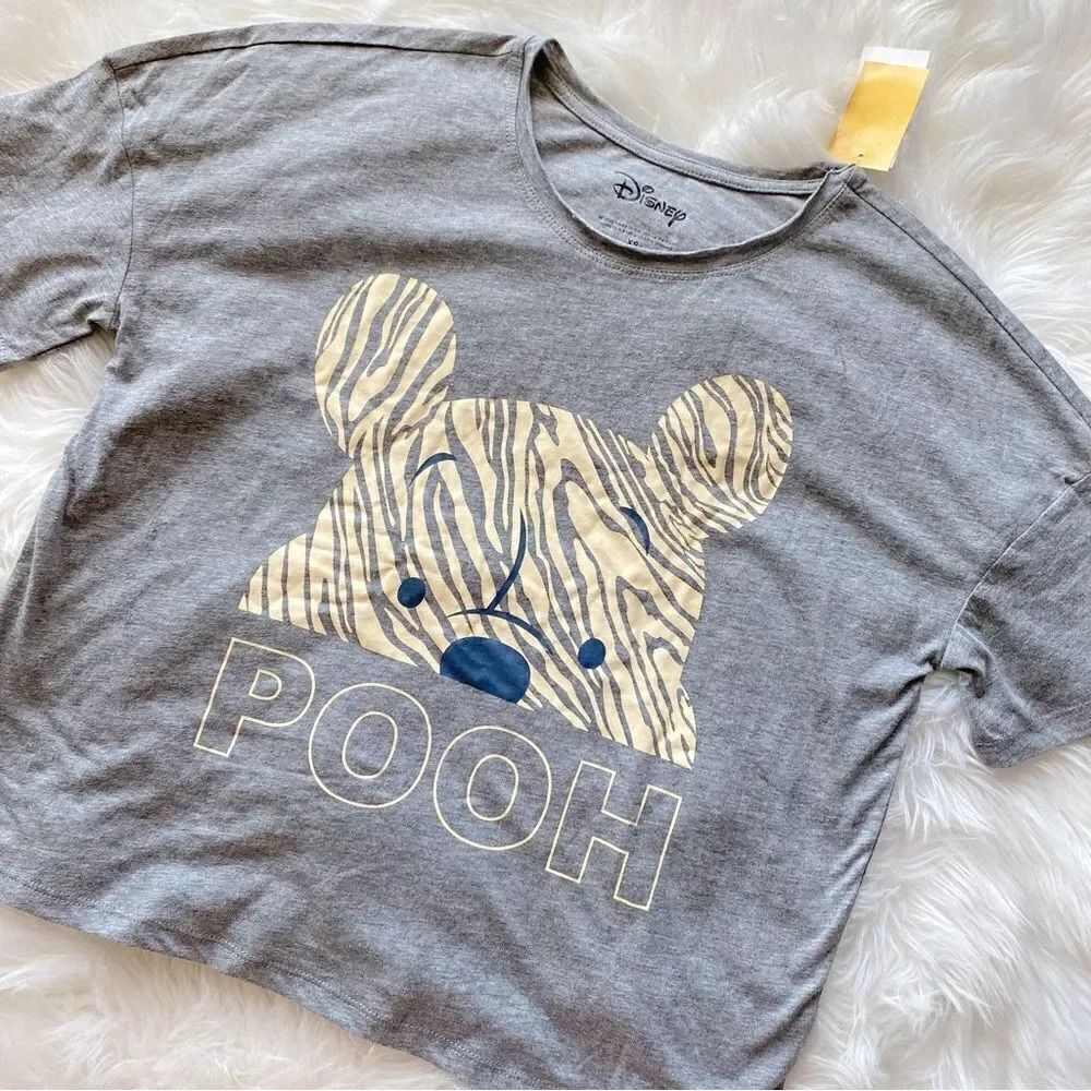 Disney Winnie the Pooh Tee 🍯